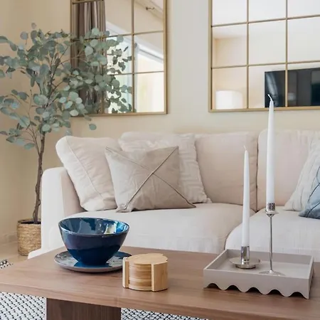 Elviria Hills 3 Bedroom 2 Bath Apartment *