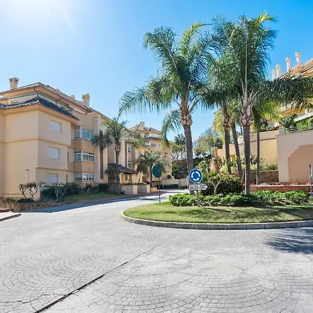 Elviria Hills 3 Bedroom 2 Bath Apartment *