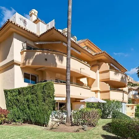 Apartment Elviria Hills 3 Bedroom 2 Bath *
